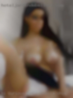 Bi curious fem wanting in Vandalia, Ohio a new experience.