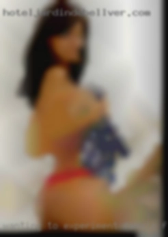 Wanting to experiment female fuck buddy with MFM, MF, MM.
